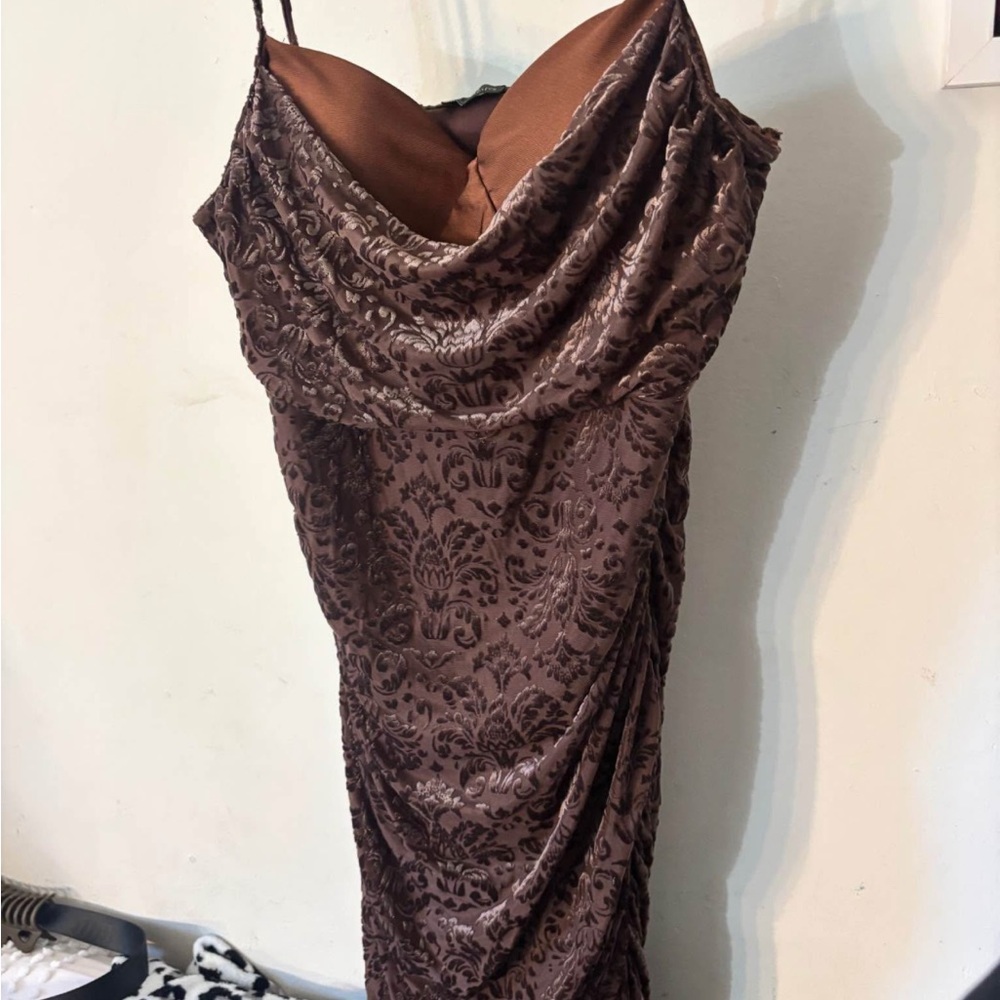 Brown dress